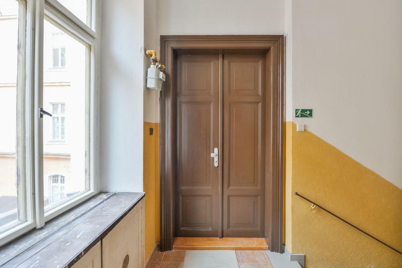 Dali Wenceslas Square Apartment Prague Exterior photo