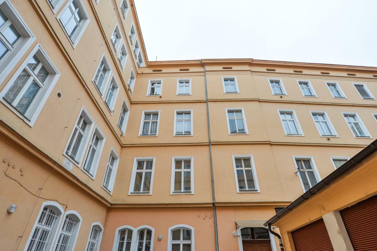 Dali Wenceslas Square Apartment Prague Exterior photo