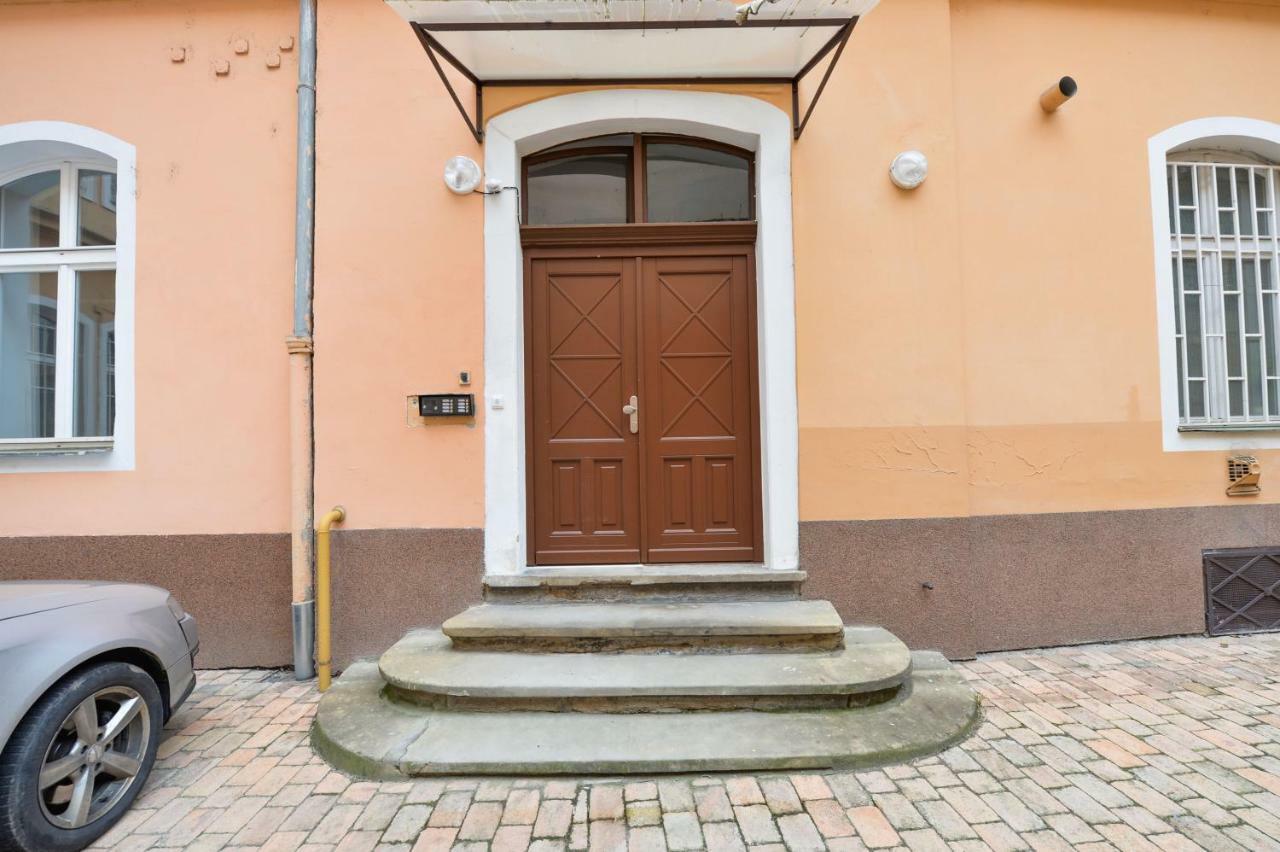 Dali Wenceslas Square Apartment Prague Exterior photo